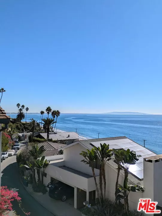 Pacific Palisades, CA 90272,17845 Porto Marina Way