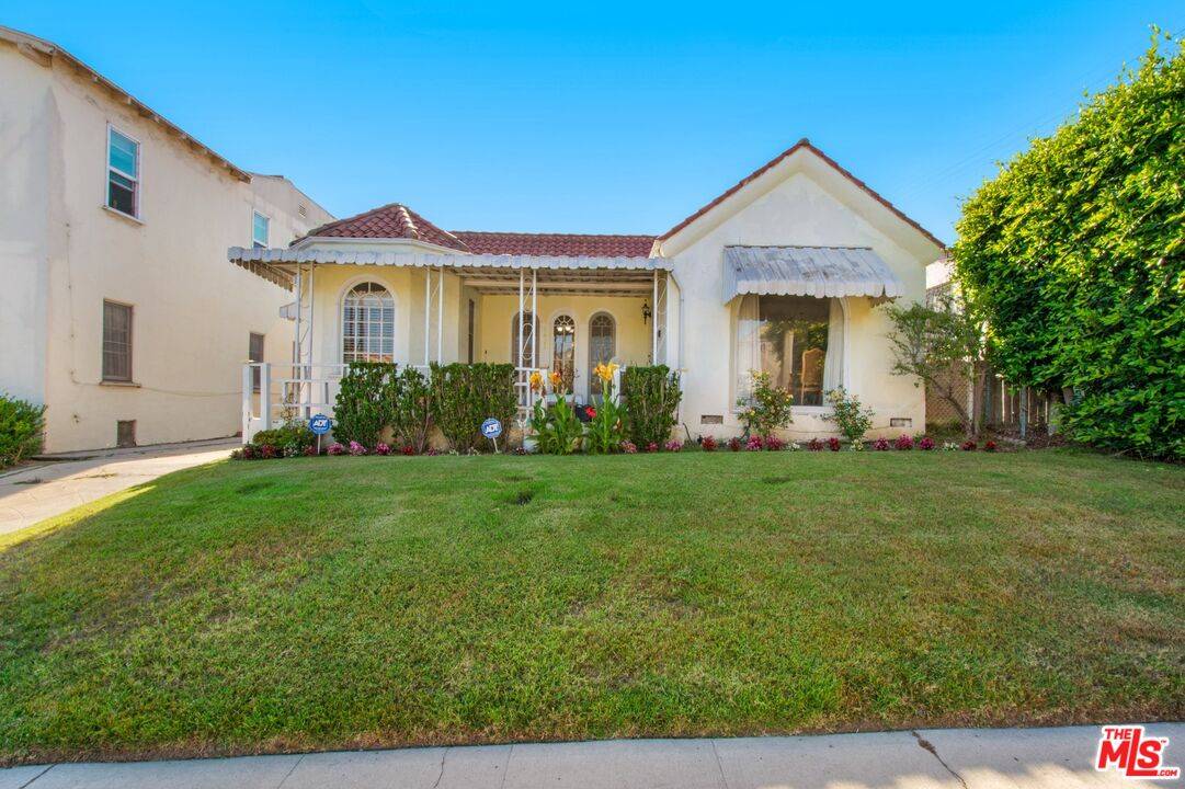 1421 S Ridgeley Dr, Los Angeles, CA 90019