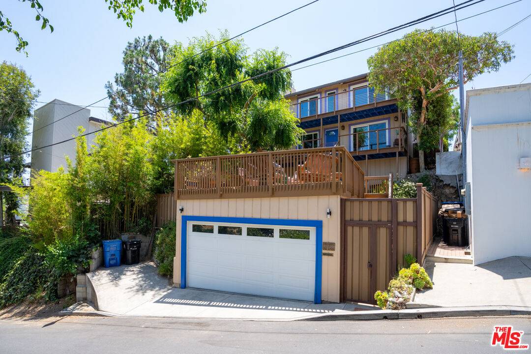 353 Mavis Dr, Los Angeles, CA 90065