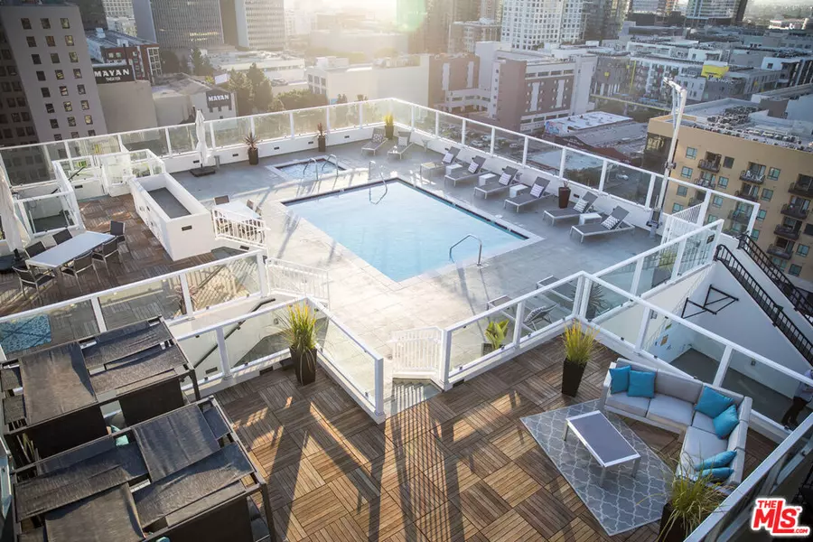 939 S Broadway #409, Los Angeles, CA 90015