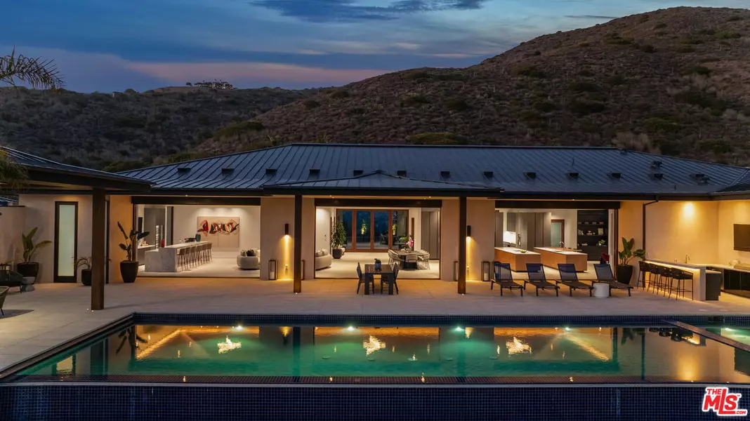 11809 Ellice St, Malibu, CA 90265