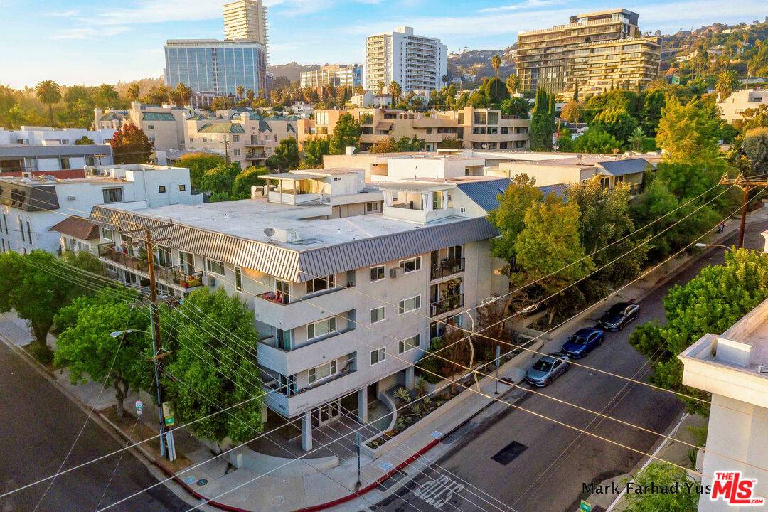 9005 Cynthia St #412, West Hollywood, CA 90069