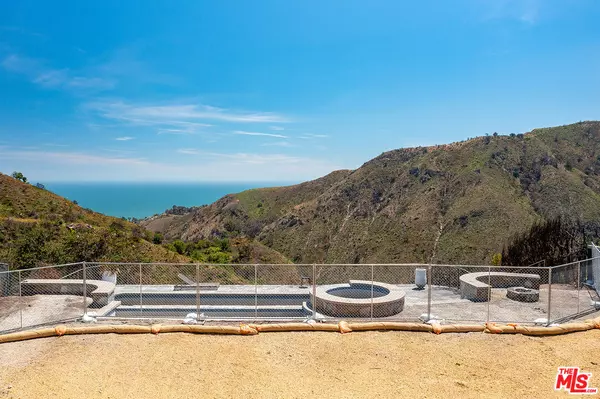 Pacific Palisades, CA 90272,1120 Cumbre Alta Ct