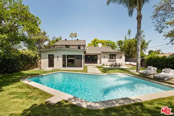 7401 Costello Ave, Van Nuys, CA 91405