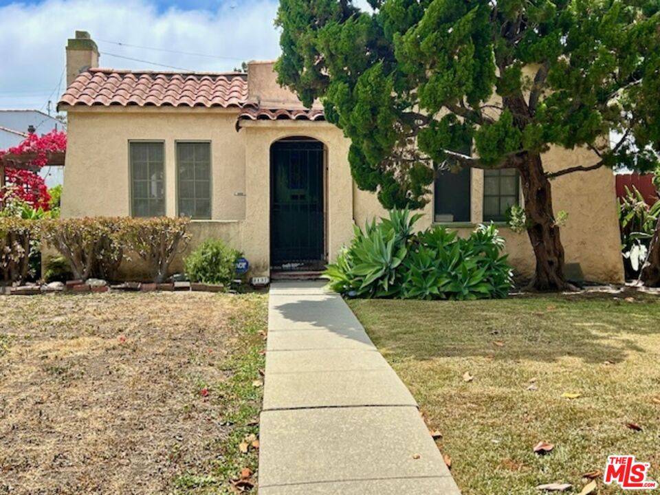 2137 Walnut Ave, Venice, CA 90291
