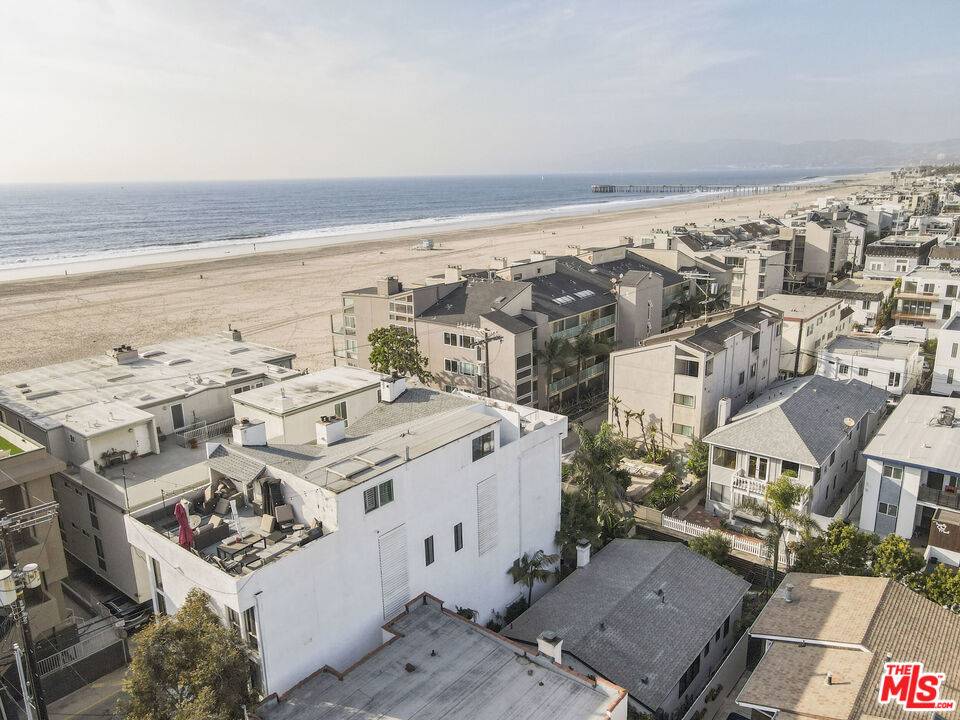 Marina Del Rey, CA 90292,14 Mast St #3