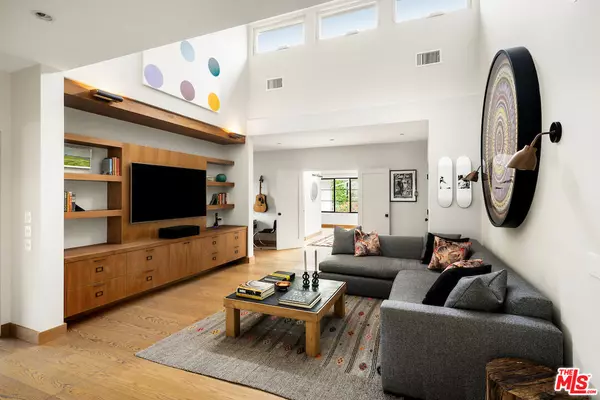 Malibu, CA 90265,28837 Grayfox St