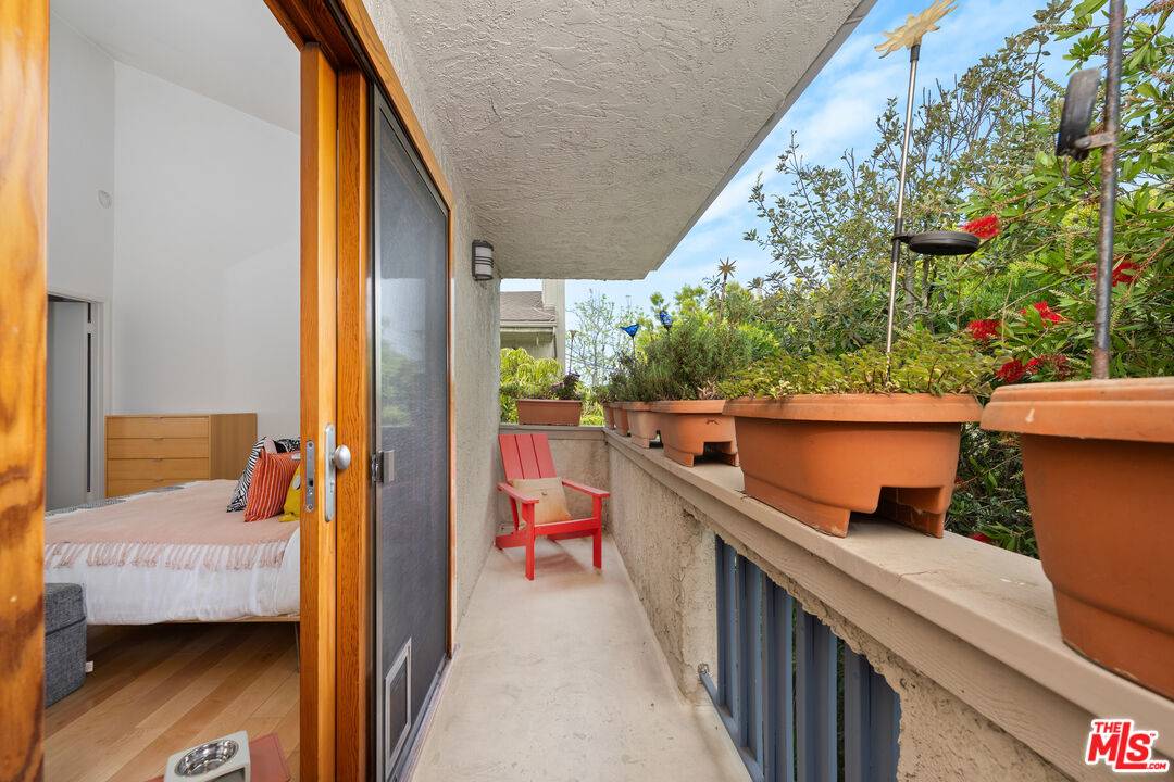 Santa Monica, CA 90405,2016 Euclid St #15