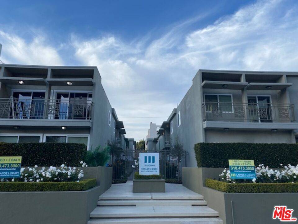 11825 Goshen Ave #6, Los Angeles, CA 90049