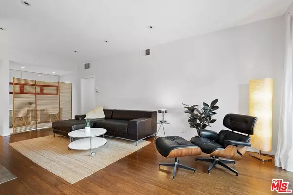 Marina Del Rey, CA 90292,306 Bora Bora Way #202