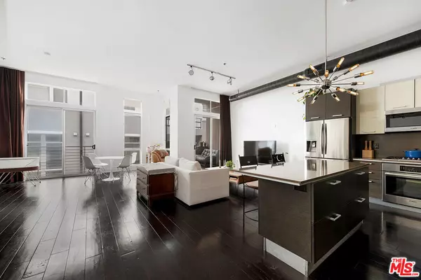 Marina Del Rey, CA 90292,13320 Beach Ave #306