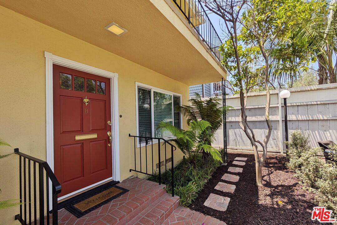 224 Bicknell Ave #B, Santa Monica, CA 90405