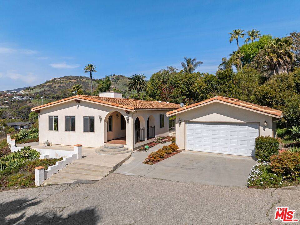 27104 Sea Vista Dr, Malibu, CA 90265
