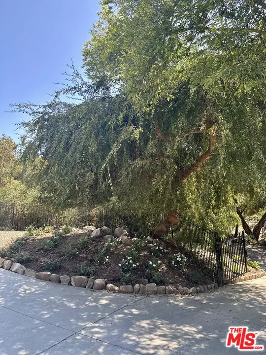 Ojai, CA 93023,1131 Rancho Dr