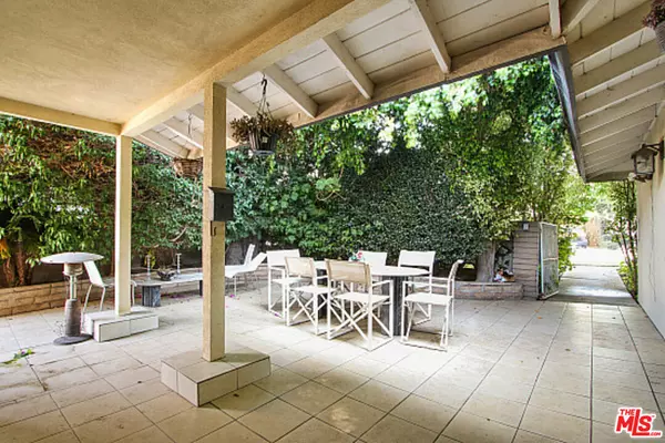 Los Angeles, CA 90064,2339 Amherst Ave