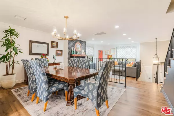 Tarzana, CA 91356,18100 Burbank Blvd #26