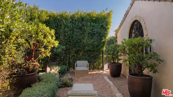 Malibu, CA 90265,24650 Blue Dane Ln