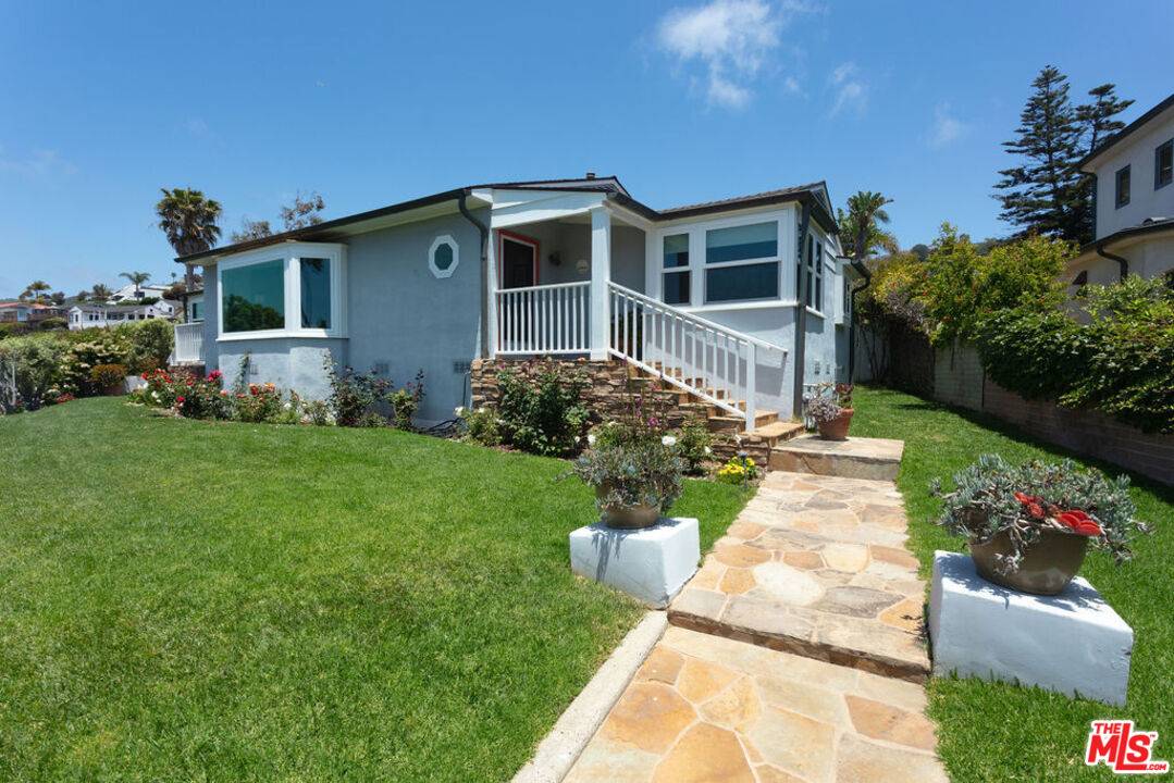 31506 Bluff, Laguna Beach, CA 92651