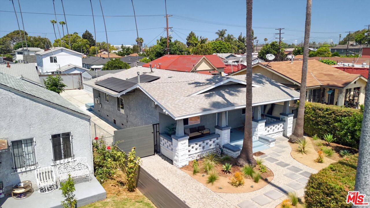 Los Angeles, CA 90018,3447 9th Ave