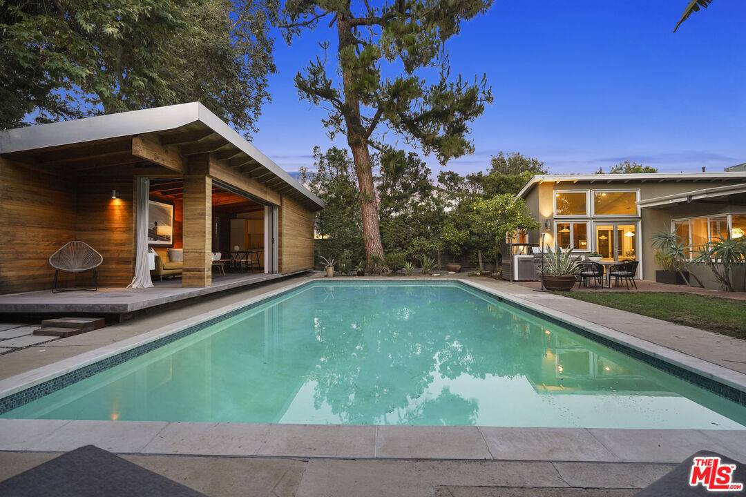 Studio City, CA 91604,12815 Sarah St