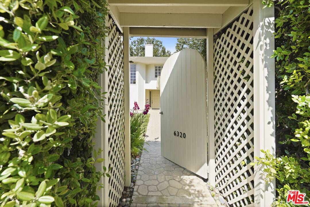 Malibu, CA 90265,6320 Frondosa Dr