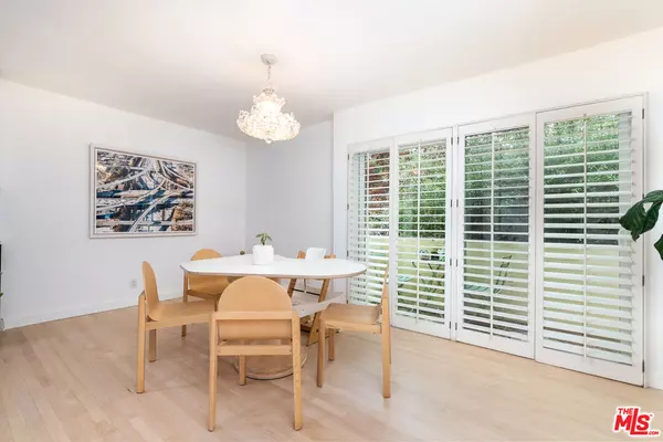 Santa Monica, CA 90403,933 17th St #14