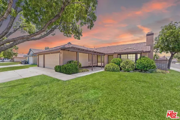 2838 W J9 Ave, Lancaster, CA 93536