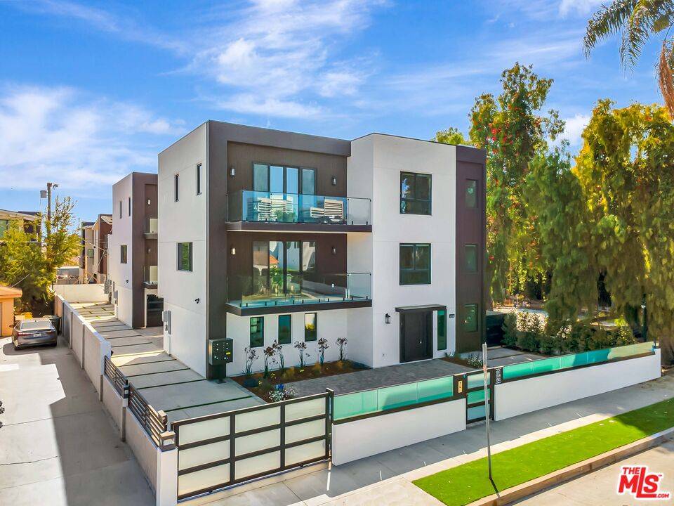 Los Angeles, CA 90025,1921 Federal Ave #1917
