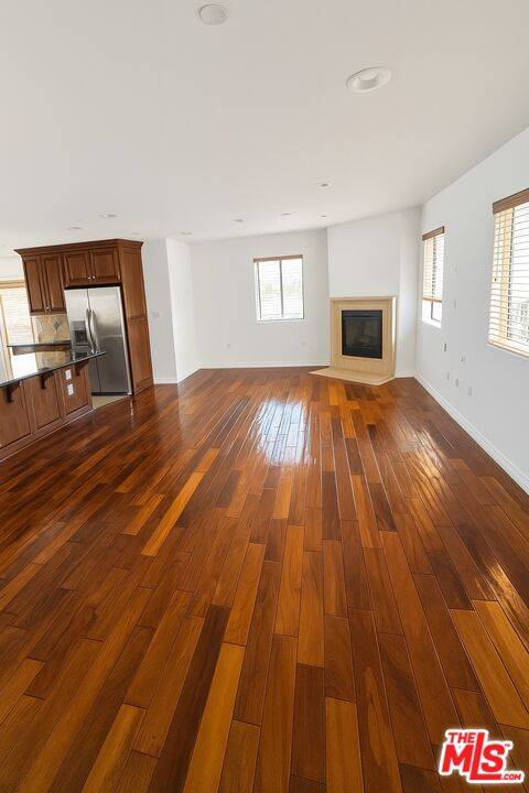 West Hollywood, CA 90069,1146 HACIENDA PL #8