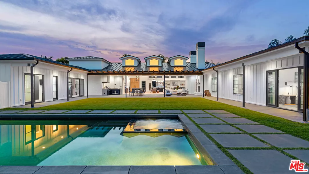 6530 Zuma View Pl, Malibu, CA 90265