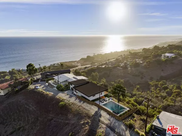Malibu, CA 90265,4615 Via Vienta St
