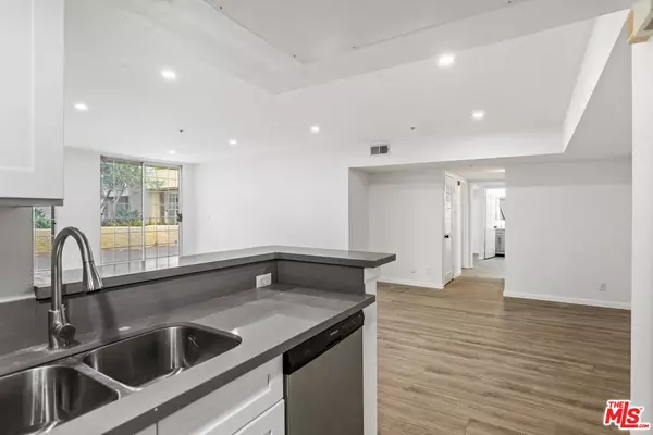 Los Angeles, CA 90025,11711 Ohio Ave #117
