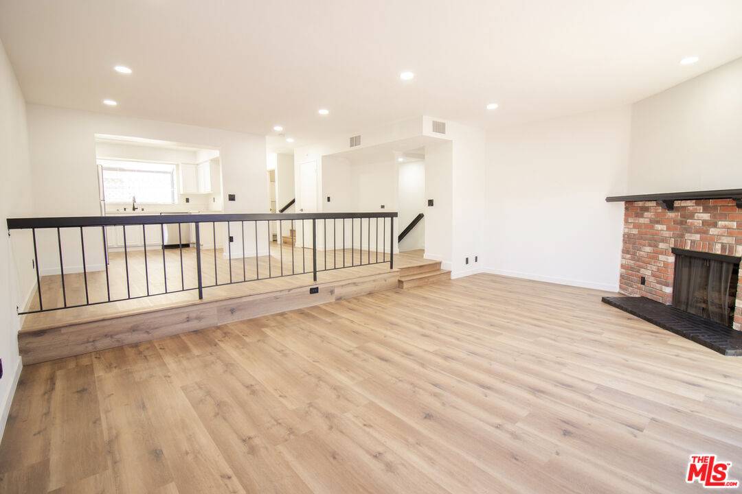 1132 19th St #2, Santa Monica, CA 90403