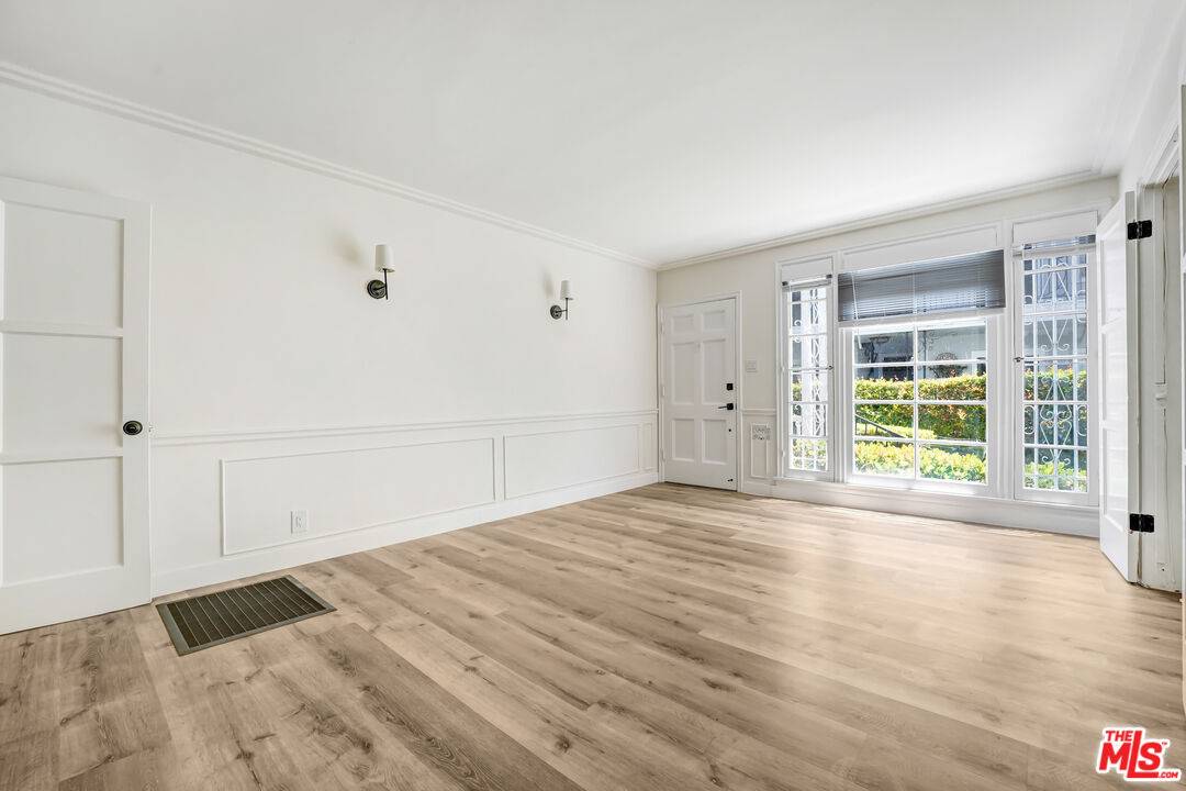 308 S Reeves Dr #310A, Beverly Hills, CA 90212