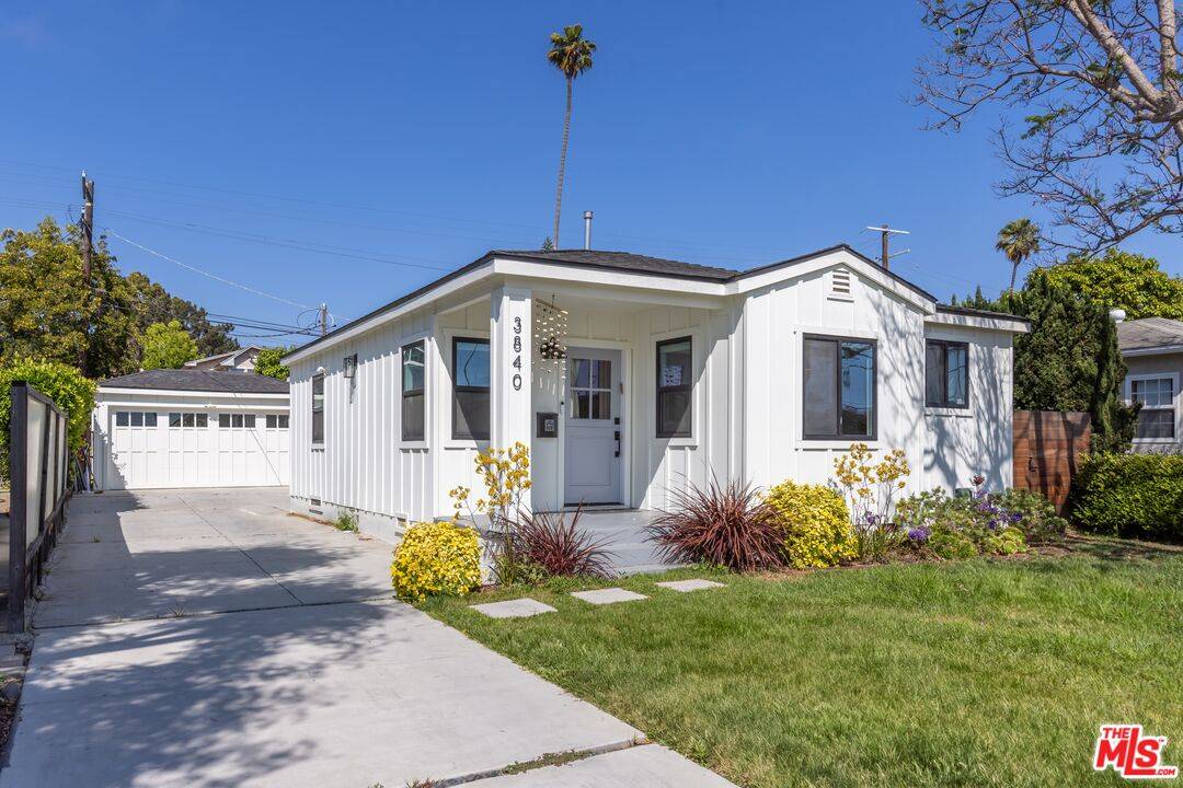 3840 Lyceum Ave, Los Angeles, CA 90066
