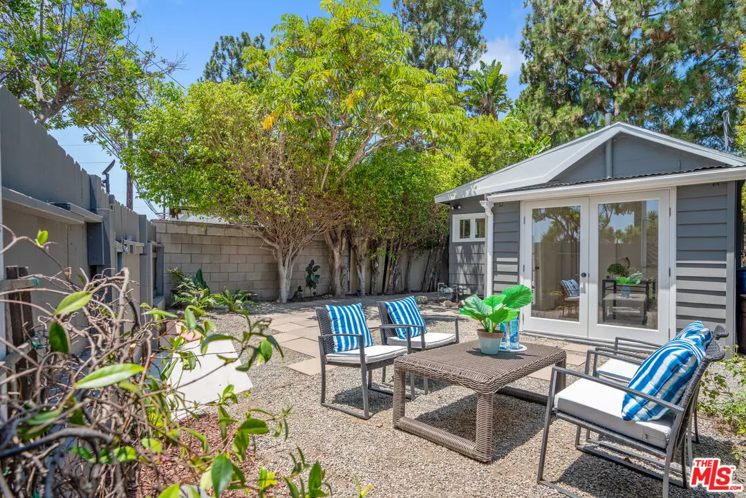 Los Angeles, CA 90066,12420 Verdi St