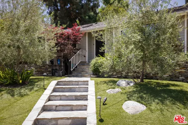 Woodland Hills, CA 91364,4883 Excelente Dr