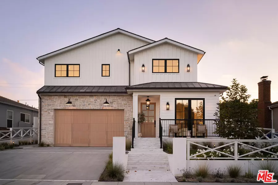 8363 Stewart Ave, Los Angeles, CA 90045