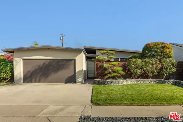 Seal Beach, CA 90740,830 Marvista Ave