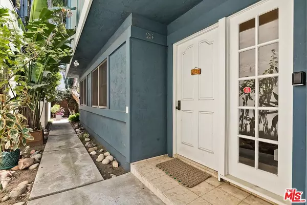 Venice, CA 90291,25 20th Ave