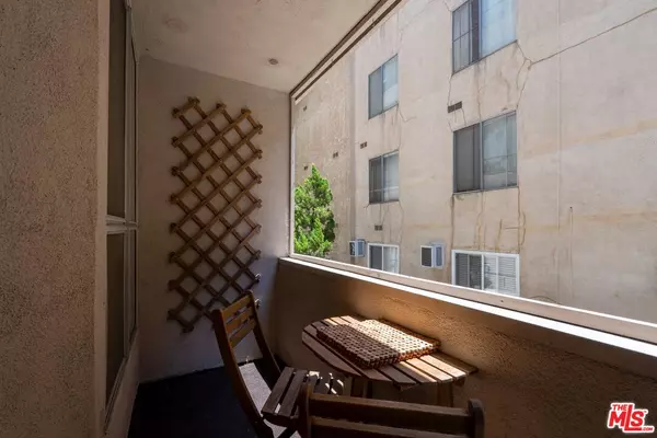 Los Angeles, CA 90046,1745 Camino Palmero St #106