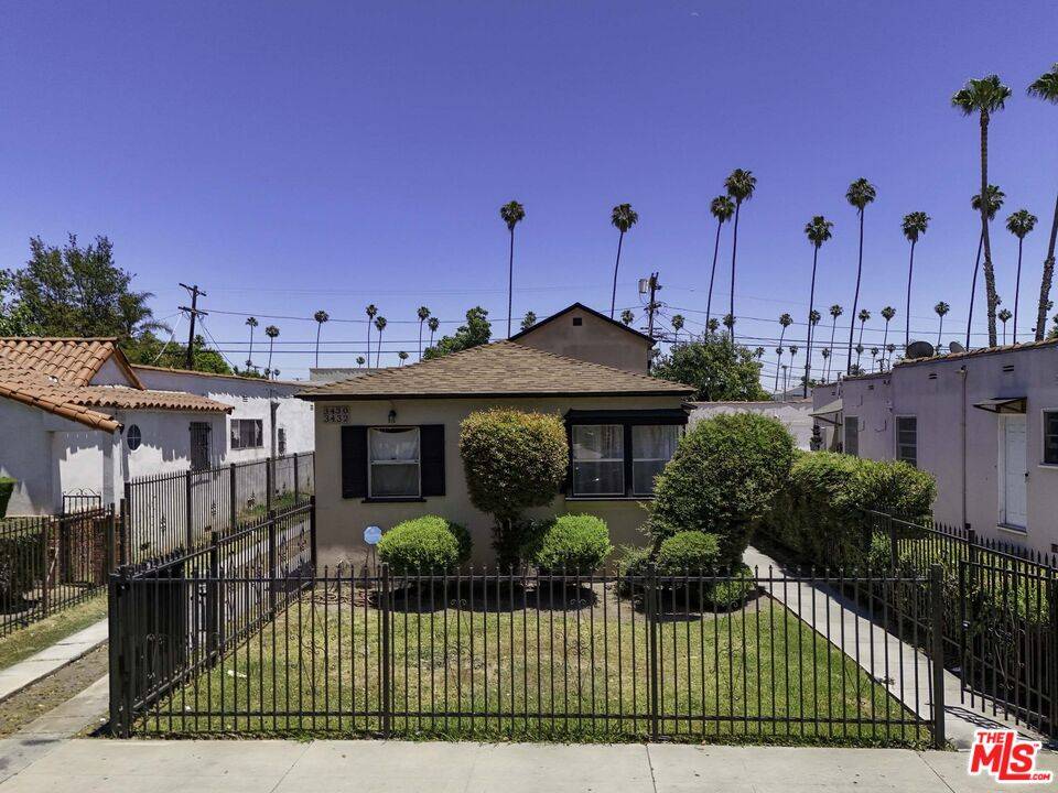 3430 11th Ave, Los Angeles, CA 90018