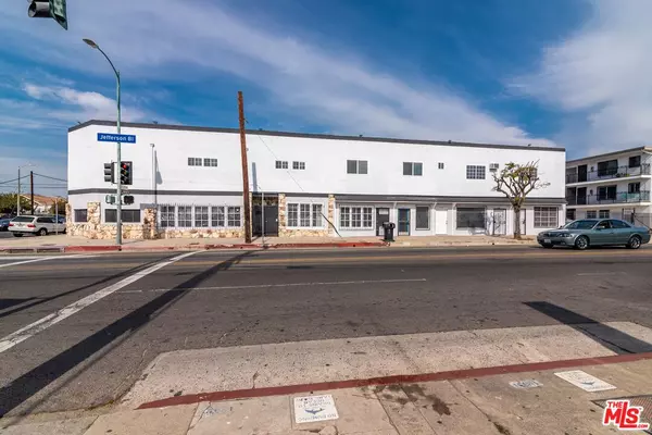 Los Angeles, CA 90018,1885 W Jefferson Blvd