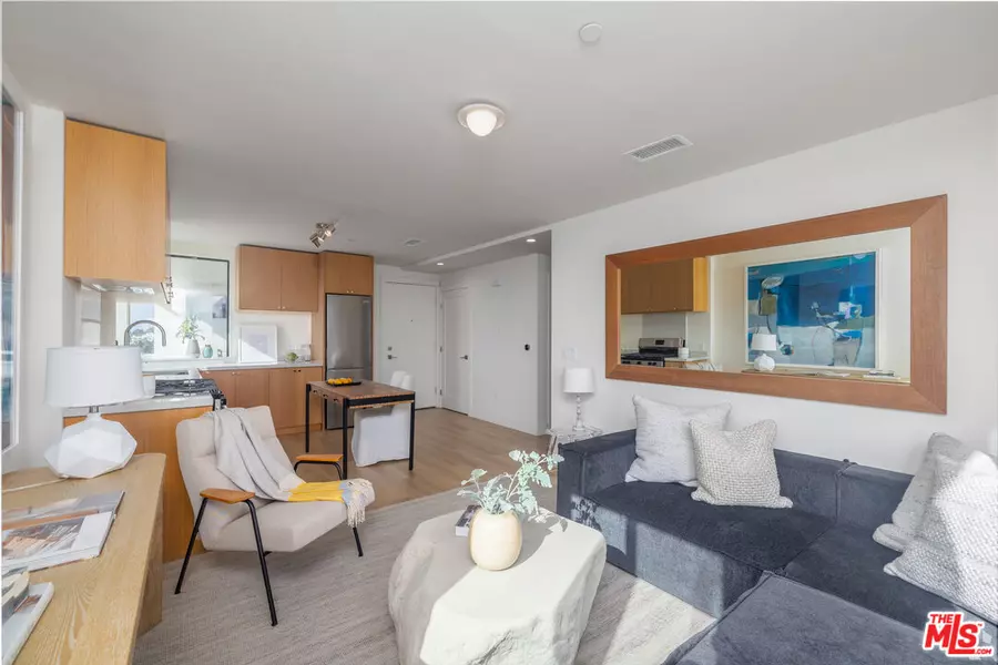 1822 Overland Ave #203, Los Angeles, CA 90025