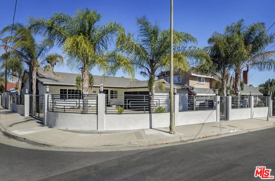 Panorama City, CA 91402,7932 Allott Ave