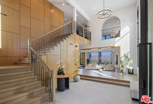 Malibu, CA 90265,7052 Dume Dr