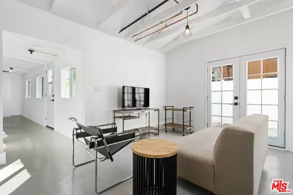 Santa Monica, CA 90405,1034 Bay St #c