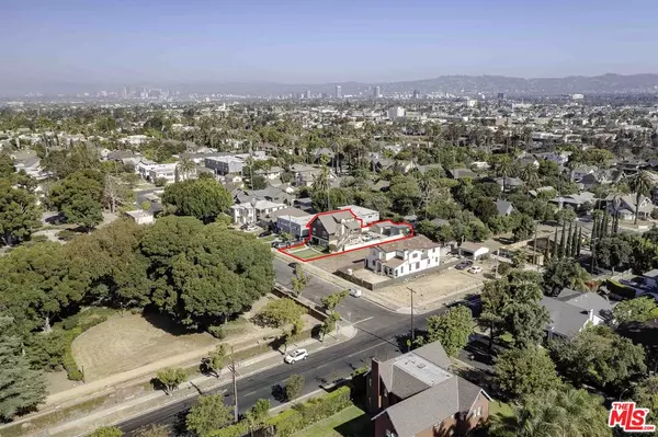 2171 W 25th St, Los Angeles, CA 90018