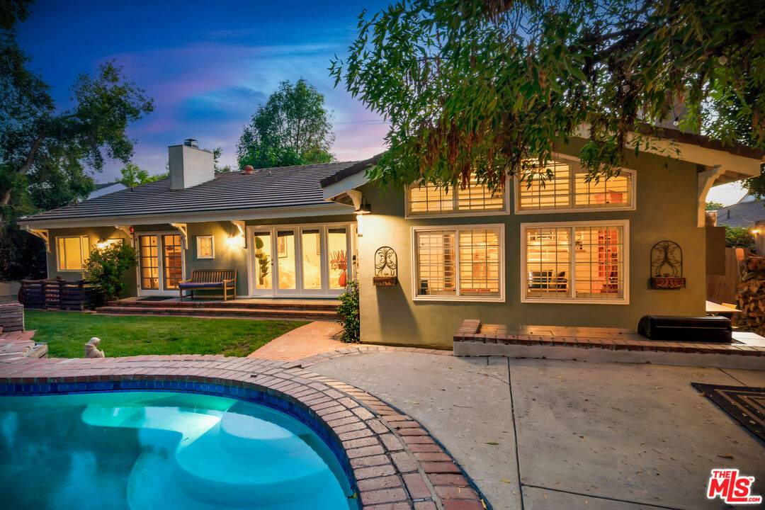 Tarzana, CA 91356,5252 Vanalden Ave