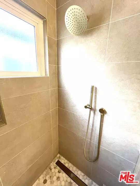 Playa Del Rey, CA 90293,134 Montreal St